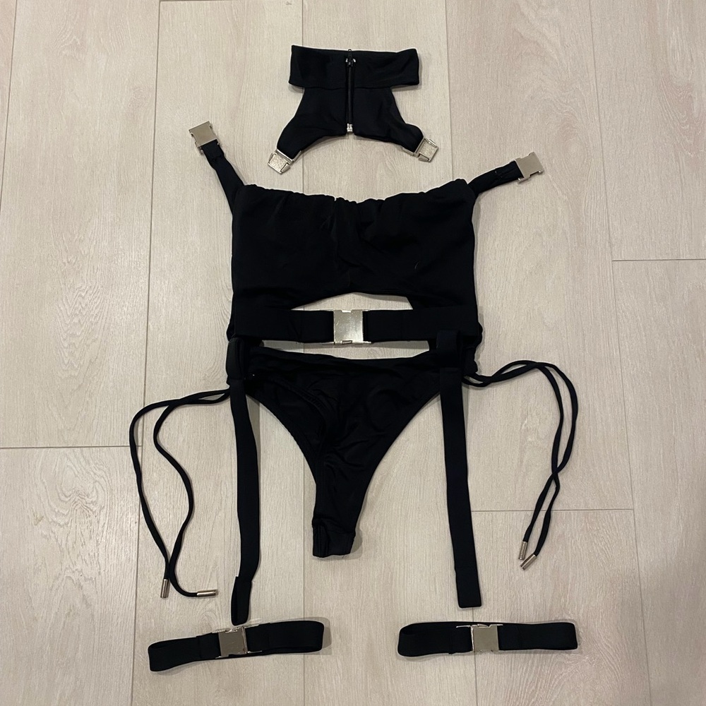 Black Festival Set